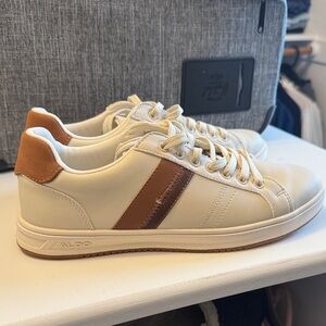 Aldo Men's Beige and Tan Sneakers